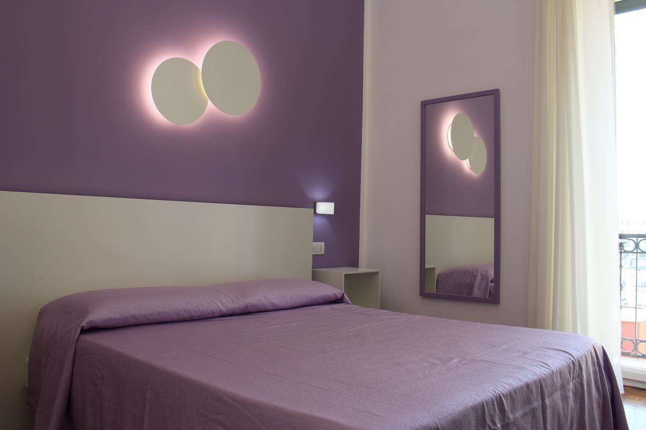 319 Al Duomo Bed & Breakfast เนเปิลส์ ภายนอก รูปภาพ