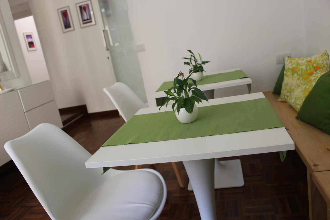 319 Al Duomo Bed & Breakfast เนเปิลส์ ภายนอก รูปภาพ