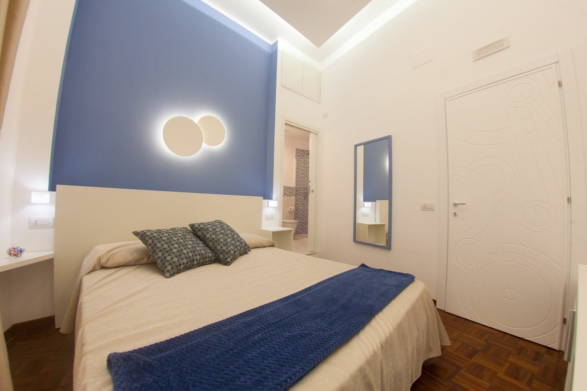 319 Al Duomo Bed & Breakfast เนเปิลส์ ภายนอก รูปภาพ
